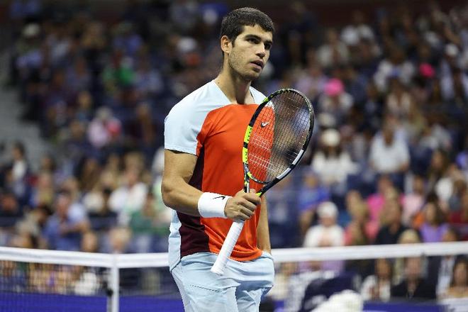 足球场地被 足球场地被